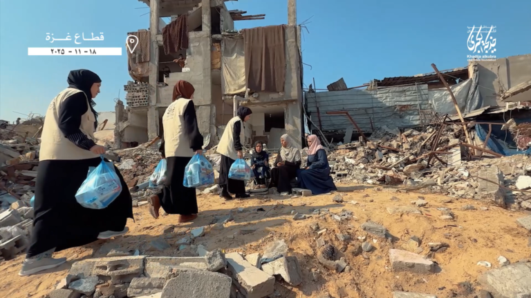 توزیع بسته های بهداشتی زنان