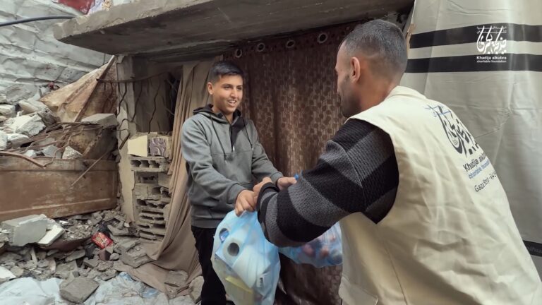 توزیع سبزیجات در نوار غزه