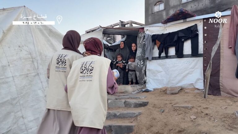 توزیع شیر خشک