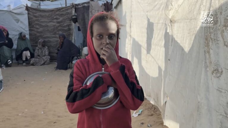 توزیع وعده های غذایی در غزه