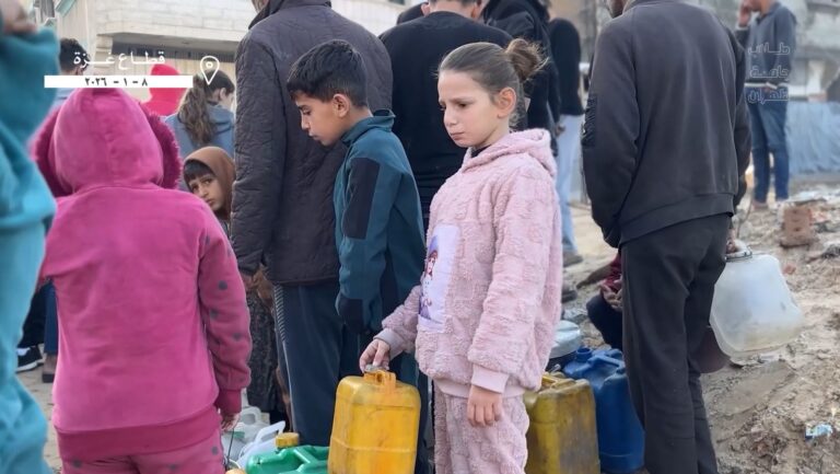 استمرار آب رسانی به غزه